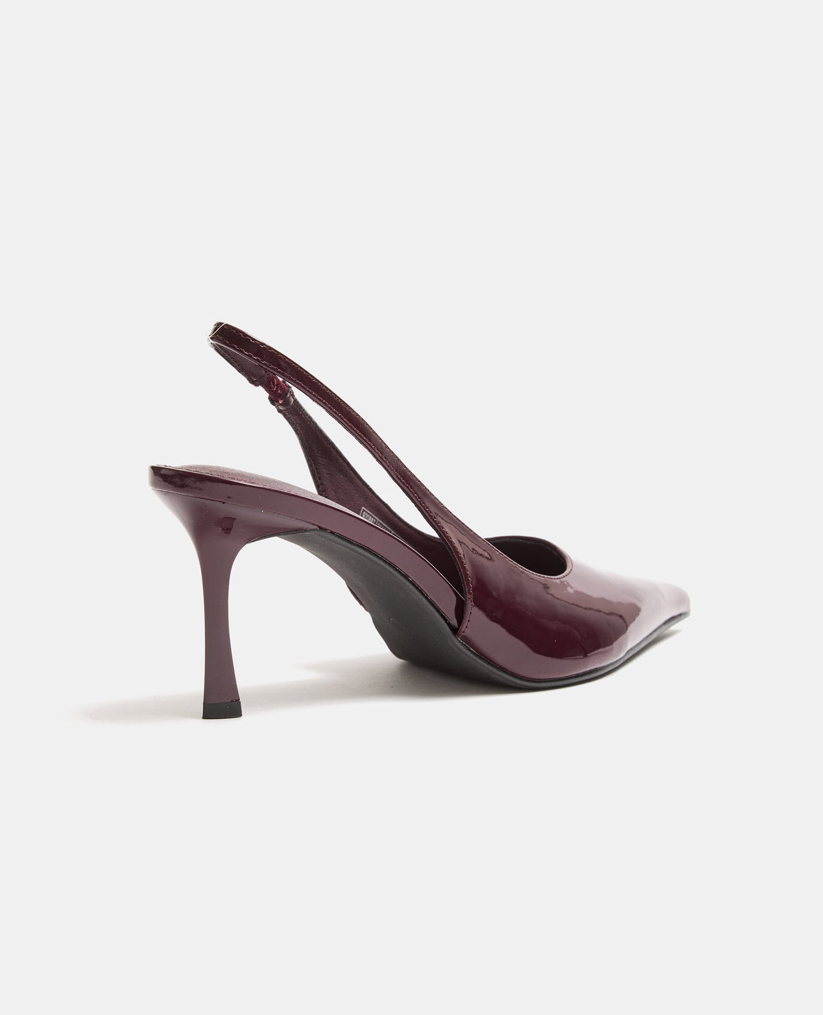 Escarpins bouts pointus et talons ouverts