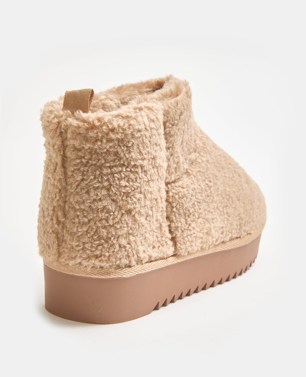 Boots courtes en sherpa avec semelles crantées