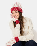 Bonnet en tricot avec cœurs