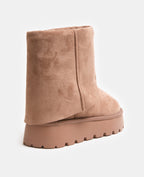 Boots fourrées avec semelles compensées