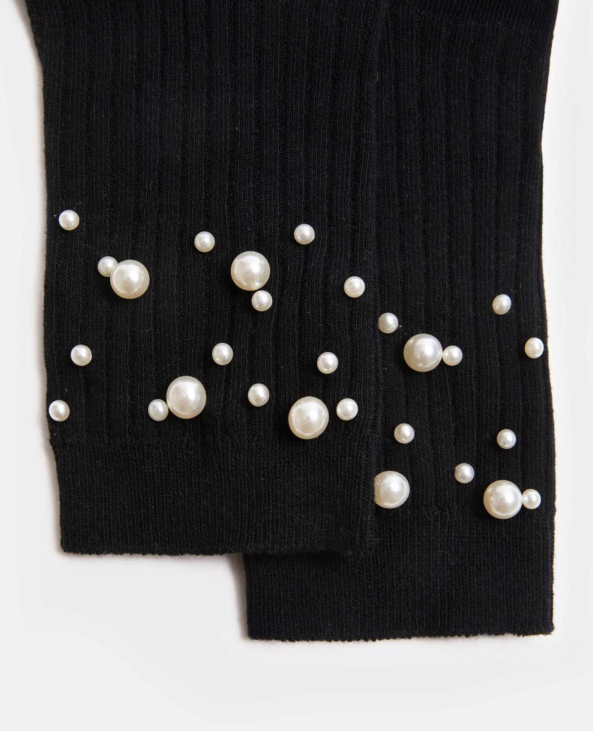 Paire de chaussettes avec perles