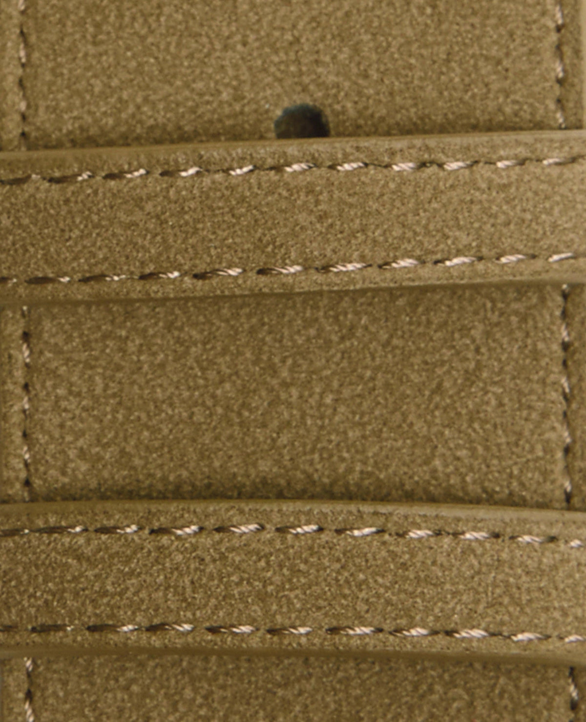 Ceinture large aspect suédine avec boucle ovale