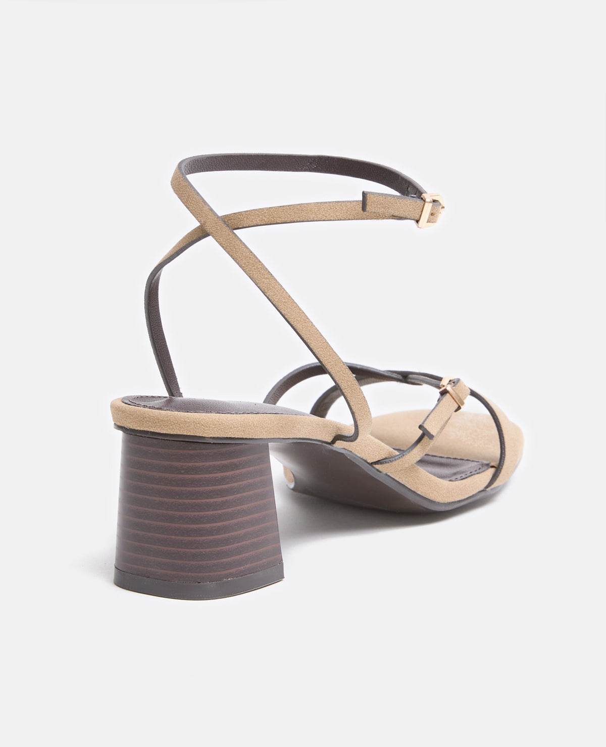 Sandales en suédine à talons avec brides