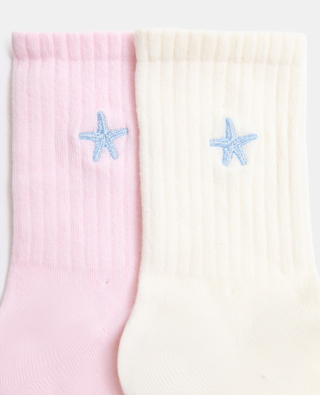Lot de 2 paires de chaussettes avec étoile brodée