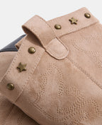 Santiags basses avec broderies et clous