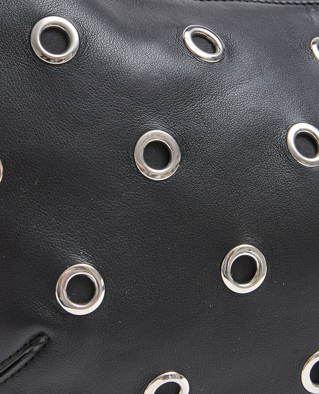 Sac porté épaule avec œillets métalliques