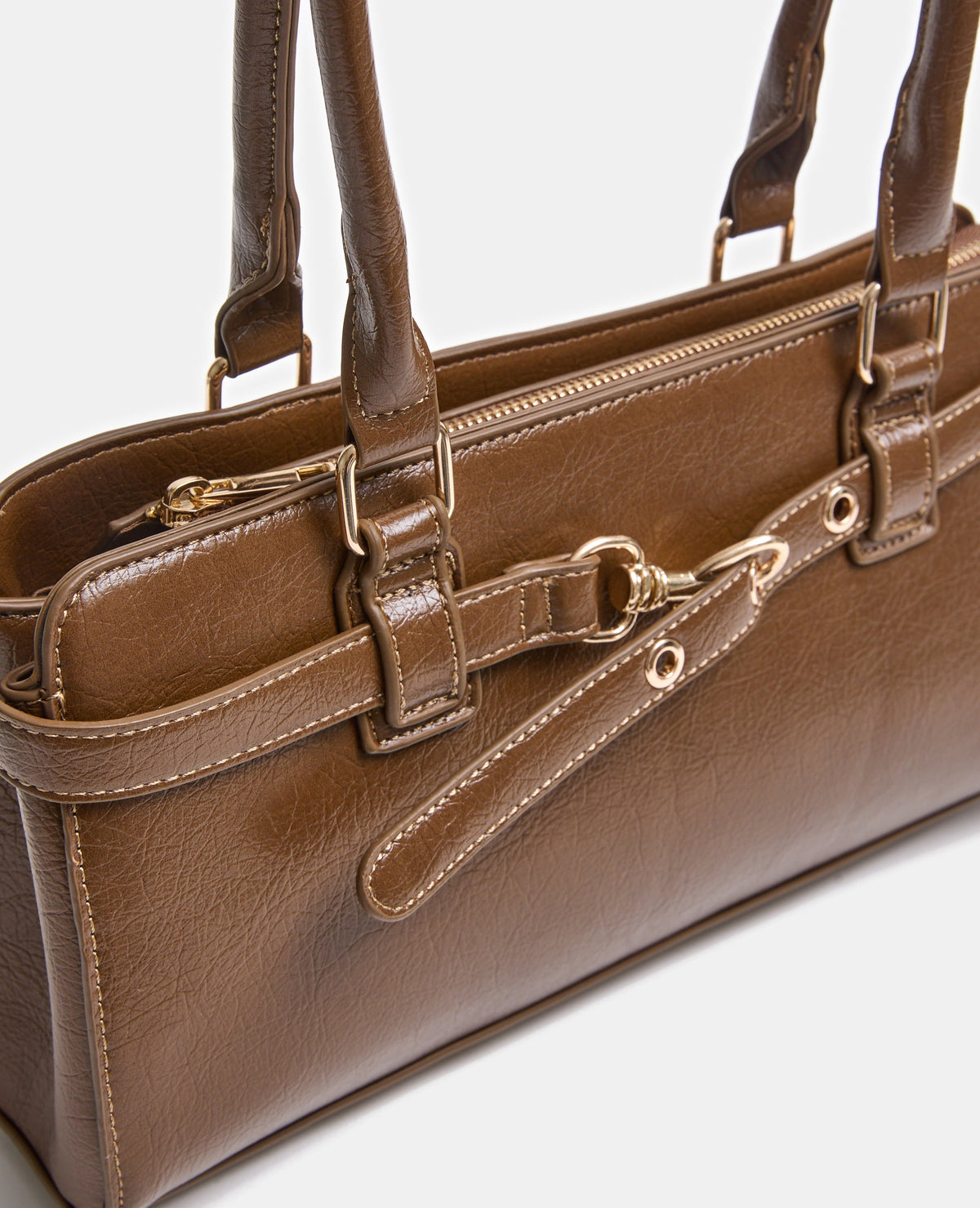 Sac baguette porté épaule avec ceinture