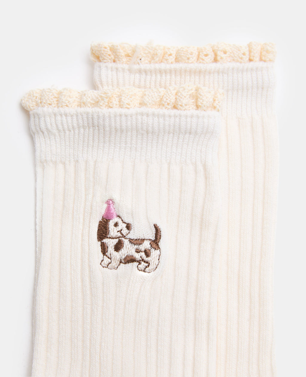Paire de chaussettes avec chien brodé et dentelle