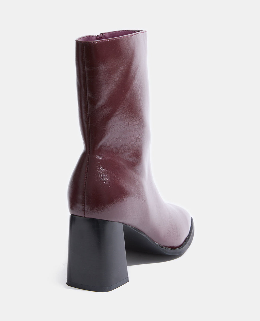 Boots à talons effet vinyl avec bouts carrés