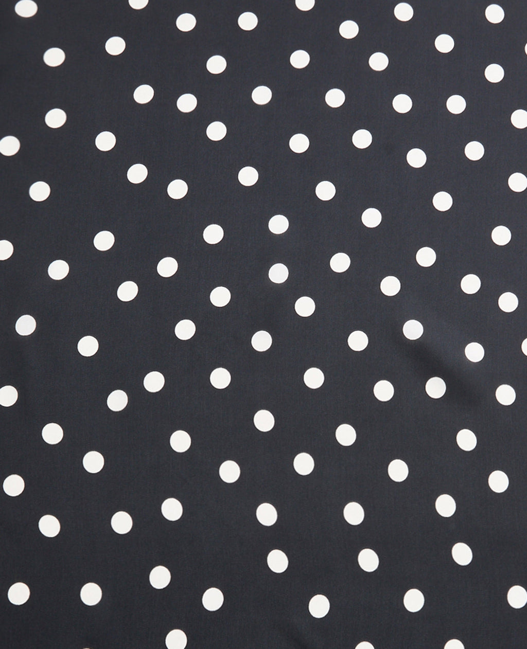 Foulard en satin motif pois