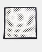 Foulard en satin motif pois
