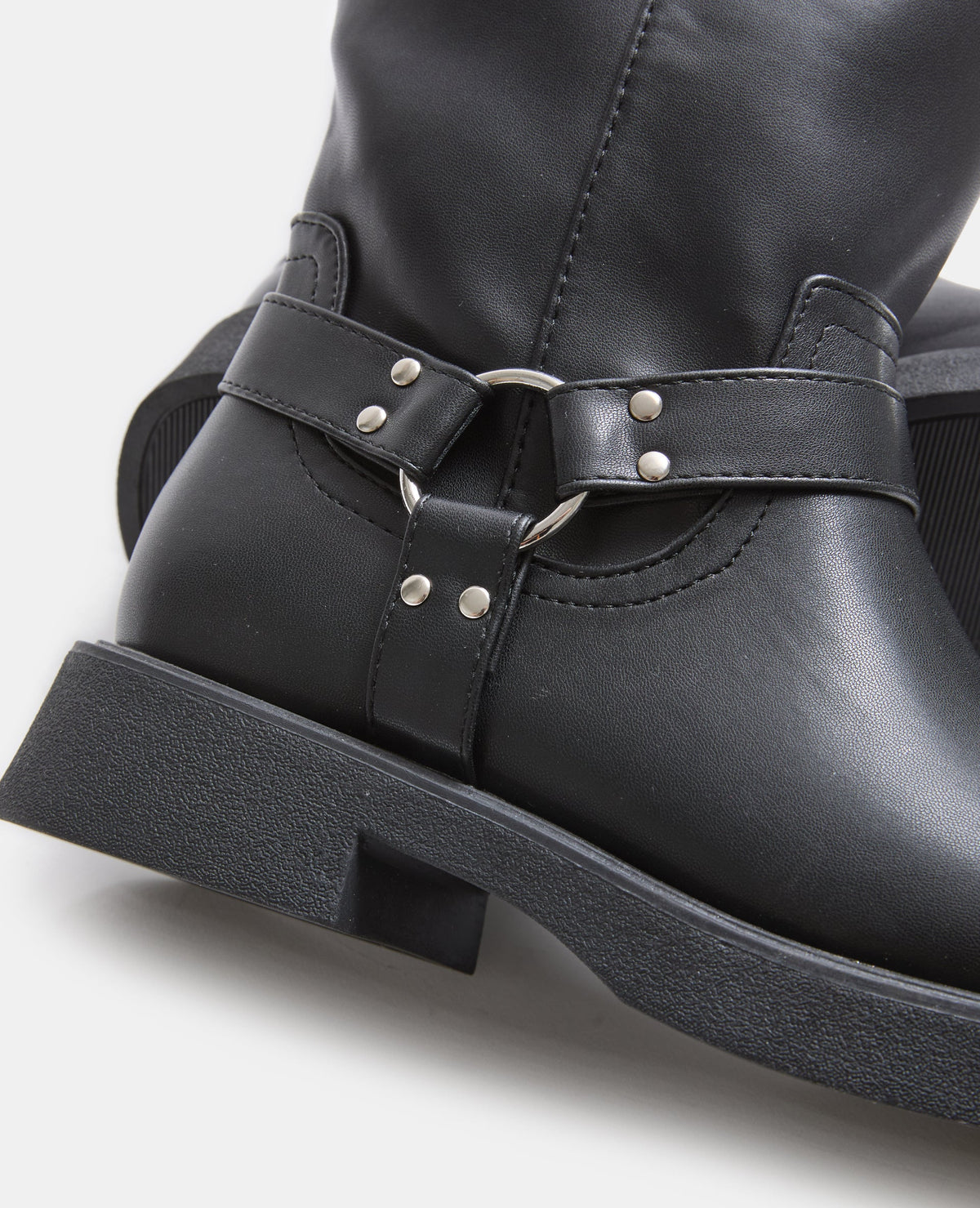 Bottes hautes style motard avec boucle et clous
