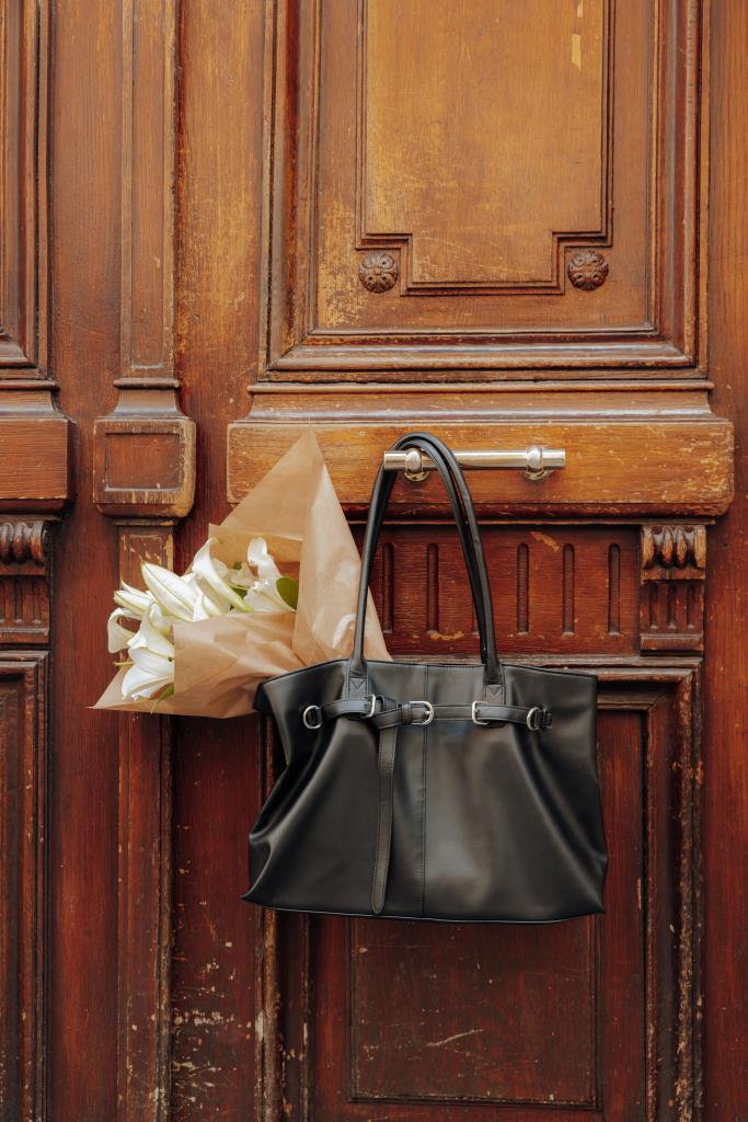 Grand sac porté épaule avec ceinture