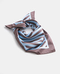 Foulard en satin motif rayures