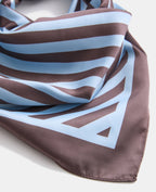 Foulard en satin motif rayures