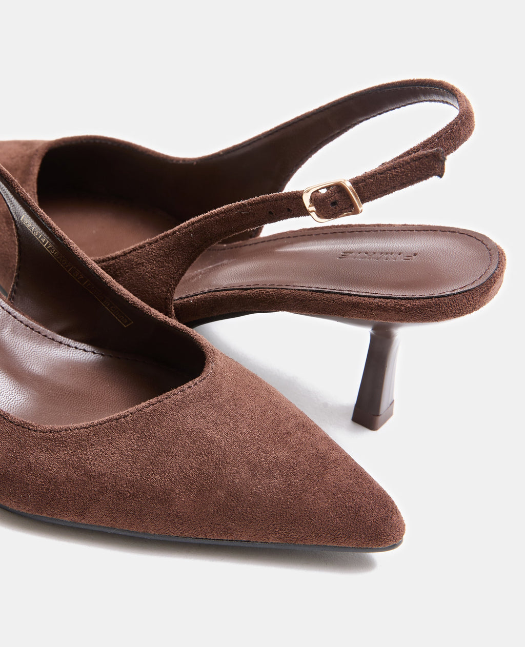 Escarpins pointus talon ouvert