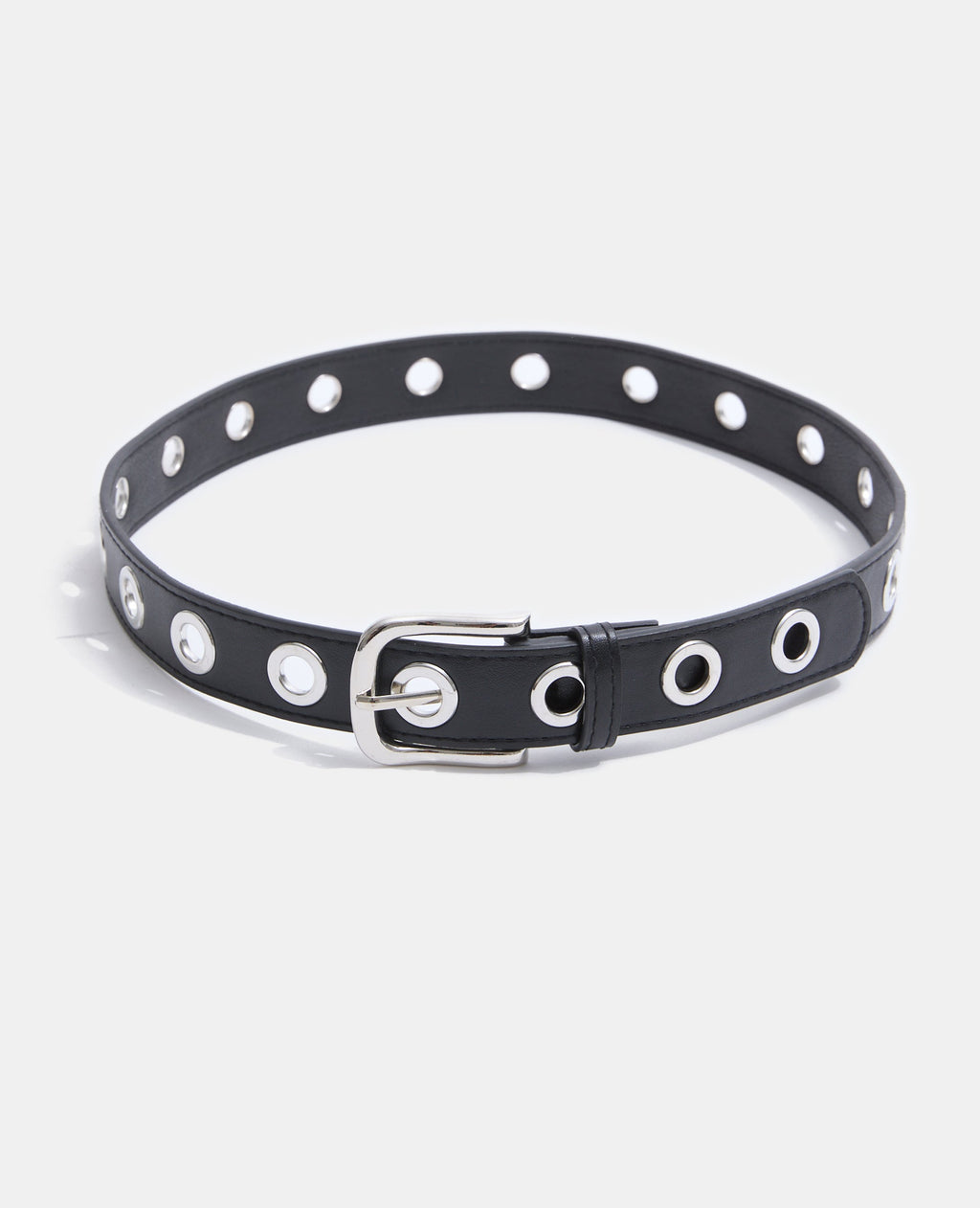 Ceinture en simili avec œillets métalliques