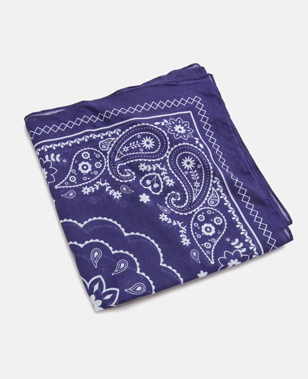 Foulard carré façon bandana