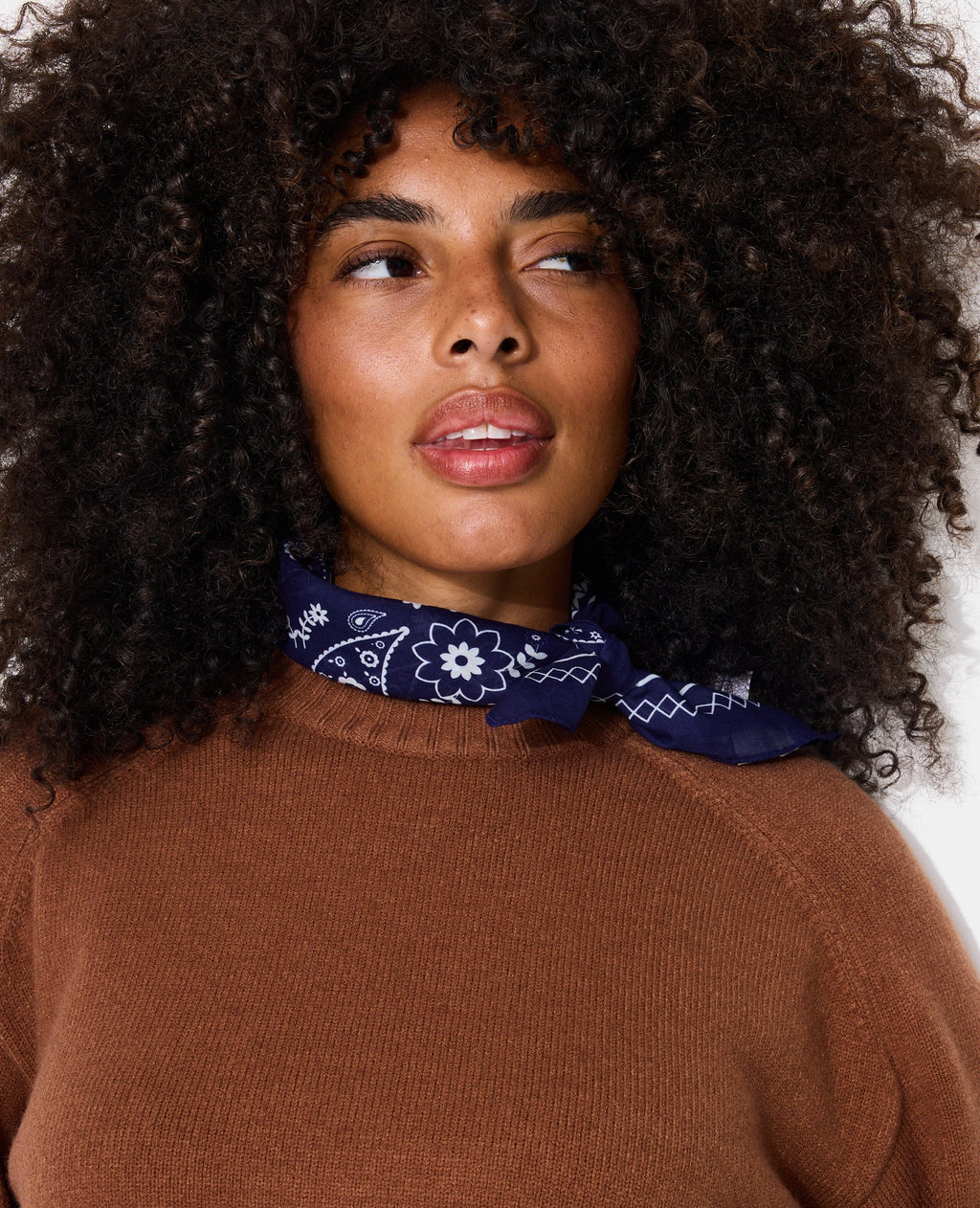 Foulard carré façon bandana