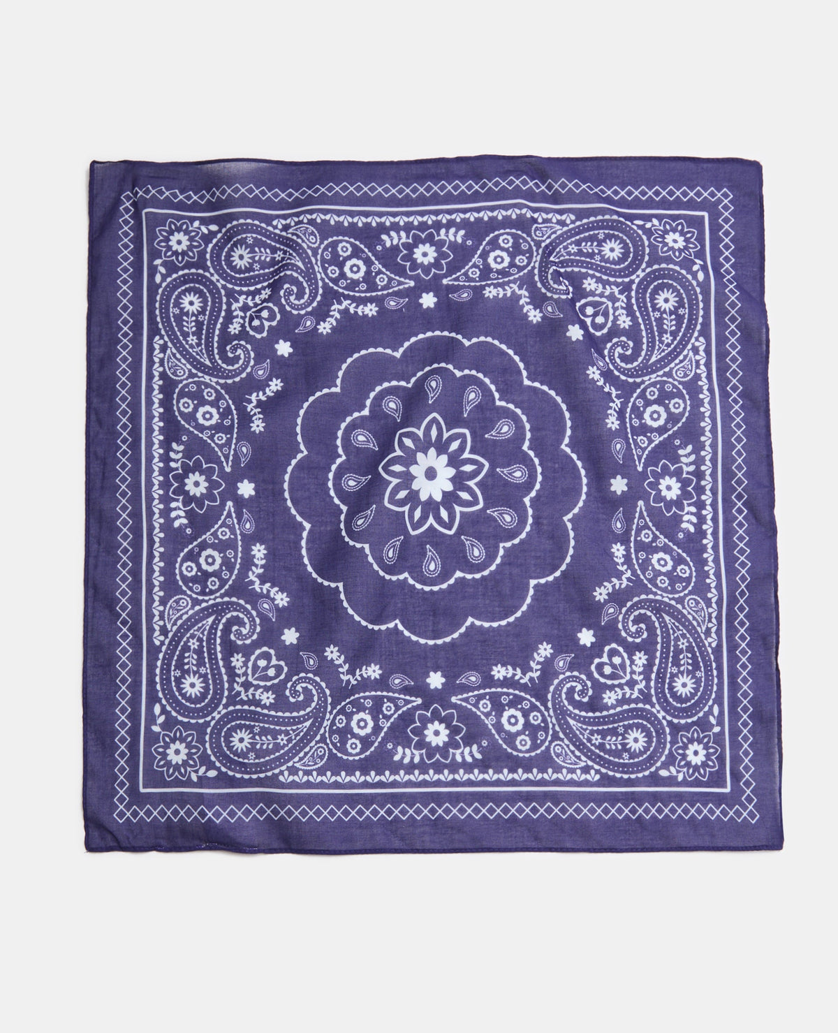 Foulard carré façon bandana