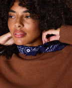 Foulard carré façon bandana