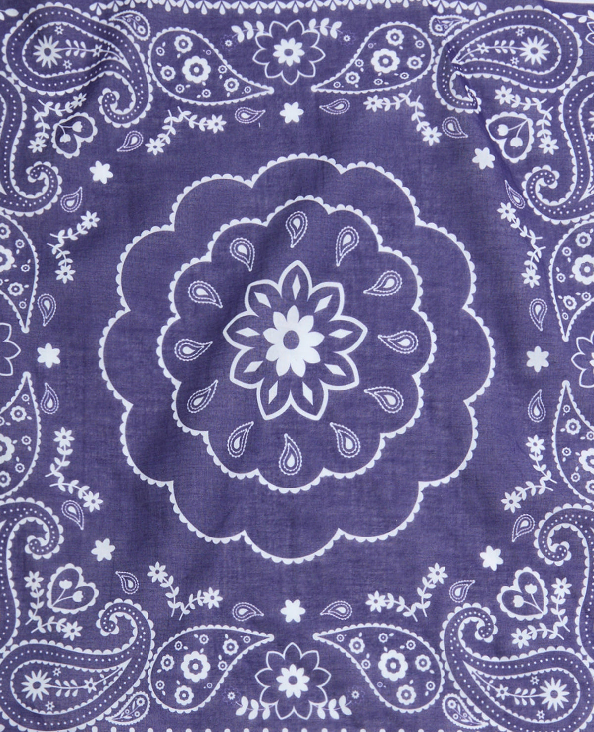 Foulard carré façon bandana