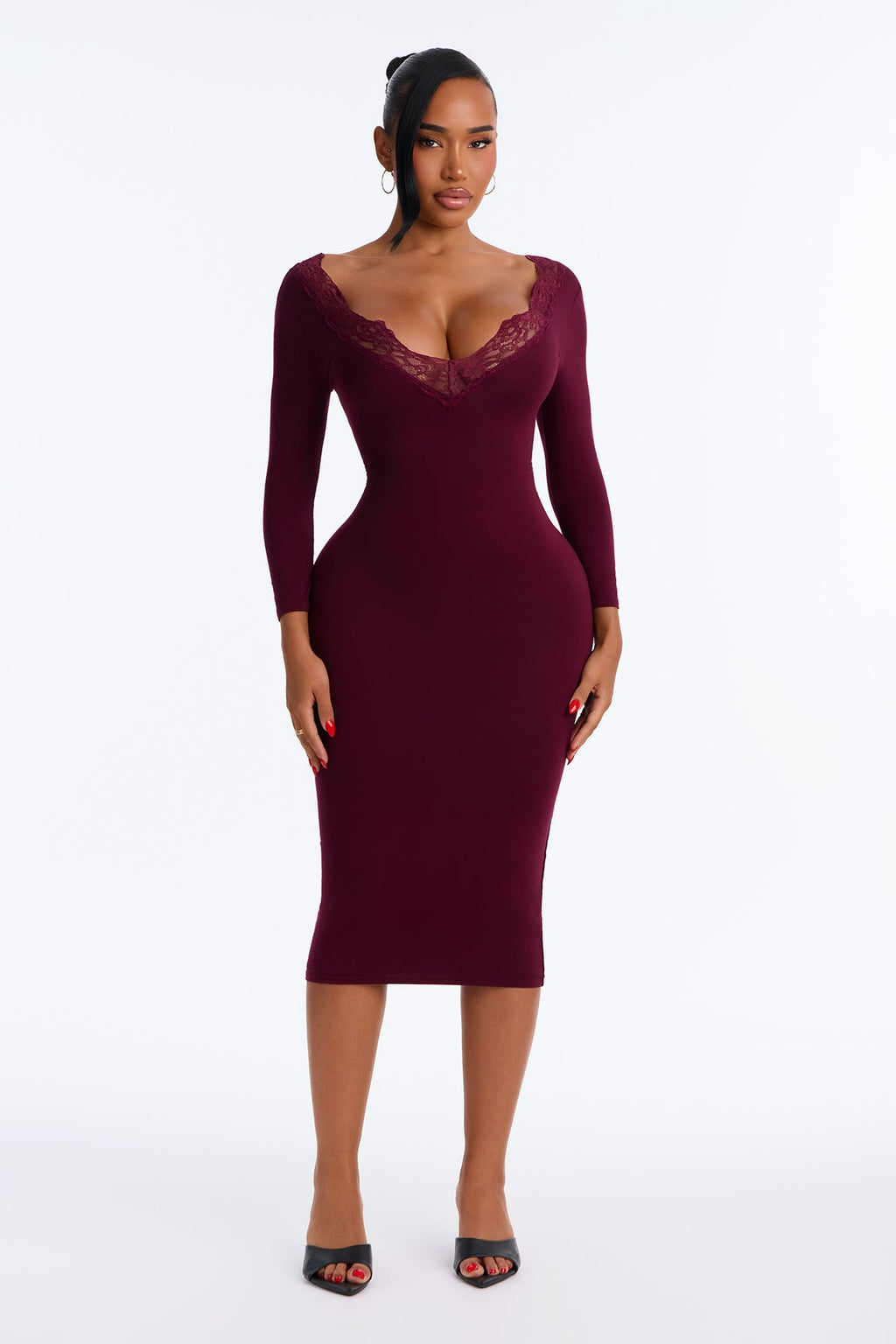 Robe mi-longue Sabrina bordée de dentelle - Lie-de-vin